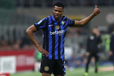 Denzel Dumfris "Liverpul"un transfer hədəfindədir