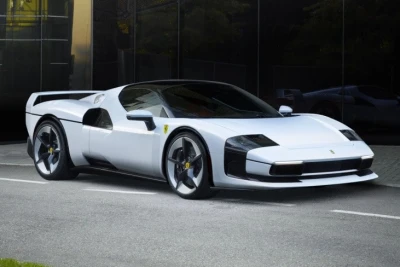 "Ferrari" "296 GTB" əsasında unikal SC40 superkarını təqdim etdi - FOTO