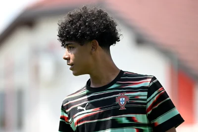 Kriştianu Ronaldunun oğlu oyunda kobudluğa görə sarı vərəqə aldı