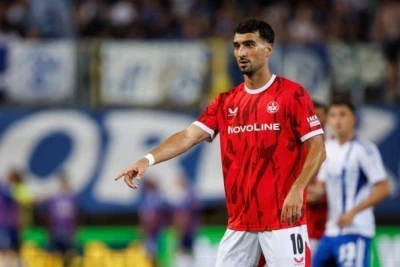 Mahir Emreli 4 turdan sonra meydana qayıtdı