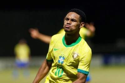 "Mançester Yunayted" 16 yaşlı braziliyalı futbolçu üçün 40 milyon avro təklif edir