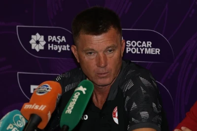 Yuri Maksimov: “Hər oyunda özümüz öz qapımıza qol gətiririk”