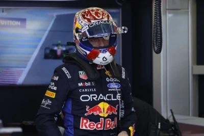 Ferstappen: Rəqiblər sürətlərini gizlədirlər