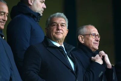 Joan Laportaya qarşı dələduzluq ittihamı irəli sürülüb və o, məhkəməyə çağırılıb