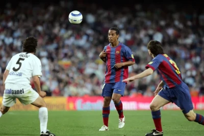 Messi Ronaldinyonun ilk qolundakı rolunu xatırladı: "Bunu bilərəkdən etdi"