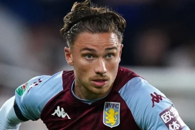 Metti Keş "Aston Villa"da qaldı, "Mançester Yunayted"ə keçmədi