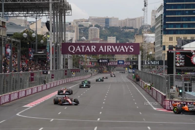 "Formula-1" Azərbaycan Qran-pri: Ferstappen lider, Piastrinin yarışı başa çatdı, yağış ehtimalı var - YENİLƏNİR