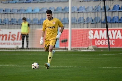 “Araz-Naxçıvan”ın qapıçısı Azərbaycan çempionatları tarixinə düşüb