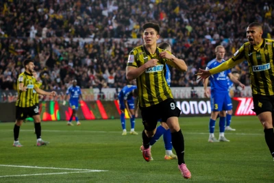 "Çelsi" fanatları 17 yaşlı qazax futbolçunun "Astana" ilə oyundakı çıxışını bəyəndi