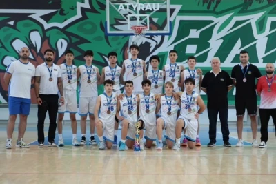 Azərbaycan U-16 basketbol millisi "Airom Cup"da bürünc medal qazanıb