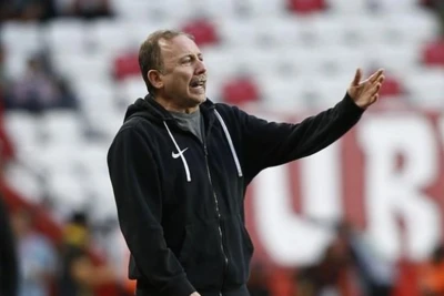 Sergen Yalçın yenidən "Beşiktaş"ın baş məşqçisi olacaq
