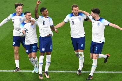 Ueyn Runi Harri Keyndən sonra İngiltərə millisində Deklan Raysı kapitan görür