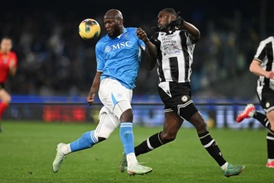 "Napoli" "Latsio"nu səfərdə məğlub etdi, matçda 3 qırmızı vərəqə göstərildi