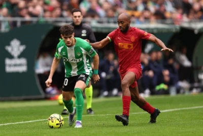 La Liqa: "Betis" "Valensiya" üzərində, "Real" isə "Rayo Valyekano" üzərində qələbə qazanıb