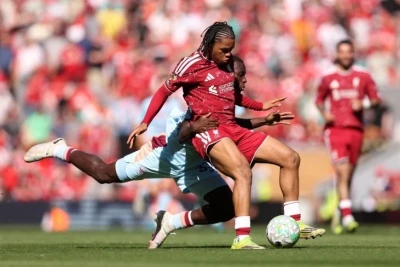 Premyer Liqa: "Liverpul" - "Brentford" heç-heçəsi, "Mançester Yunayted"in qələbəsi, "Çelsi"nin məğlubiyyəti və digər nəticələr
