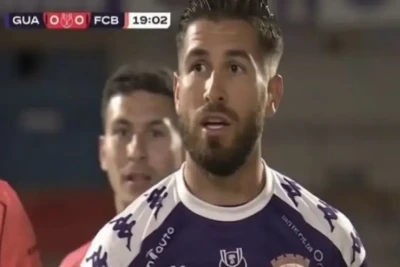 Ramosa bənzəyən futbolçu "Barselona" ilə oyunda fərqlənib