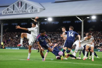 "Arsenal" "Fulhem"i Trossardın qolu ilə məğlub etdi: Premyer Liqada qələbə