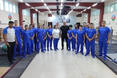 Azərbaycan yığması Avropa ağırlıqqaldırma birinciliyinə hazırlaşır