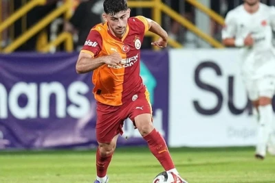 Yusuf Demir "Qalatasaray"ın yeni müqavilə təklifini rədd etdi