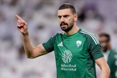 "Milan" Merih Demiralı transfer etməyə çalışır