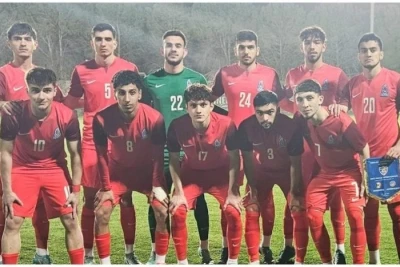 Ayxan Abbasov milli komandaya 30 futbolçu çağırdı