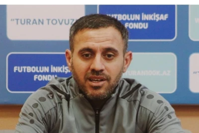 Ayxan Abbasov gənc futbolçulara maliyyə təşviqini müsbət qiymətləndirir