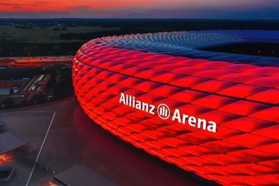 "Bavariya" qapıçısı Daniel Perets "Sauthempton"a icarəyə verildi