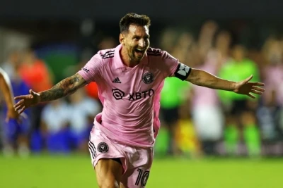 Messi bombardirlik yarışında zirvəyə yüksəldi