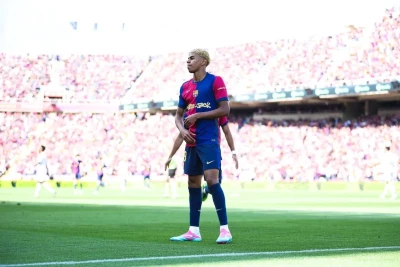 Lamin Yamal məscidlərin insanlara rahatlıq gətirməsindən danışıb