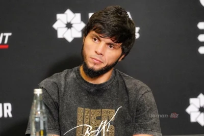 Tofiq Musayev "Qapqara"da: Kasıblıqdan UFC-yə, uduzmadan ədalətə - VİDEO