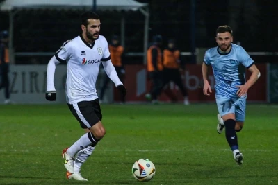 Emin Mahmudovun qolu tarixə düşdü