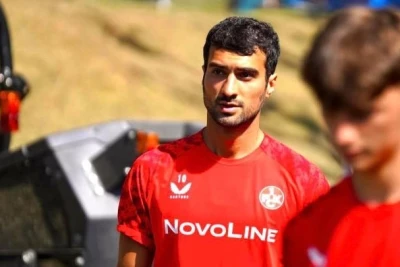 Mahir Emrelinin komandası "Kayzerslautern" yoxlama oyunlarında məğlub oldu