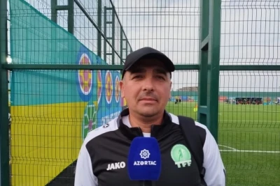 Türkmənistan U-15 futbol millisinin baş məşqçisi: “Bakıdakı dünya çempionatında dəyərli təcrübə qazanacağıq”
