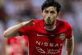 Sərdar Azmun sosial media paylaşımlarına görə İran millisindən kənarlaşdırılıb