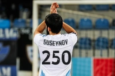 Bədavi Hüseynov "Qarabağ"da bu uğuru əldə edən 6-cı futbolçu oldu