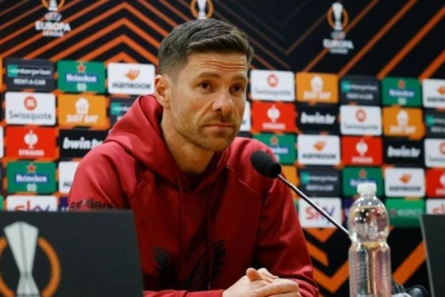 "Bayer 04" Xabi Alonsonun komandanı tərk edəcəyini bildirib