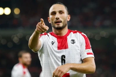 "Beşiktaş" Giorgi Koçoraşvilini transfer etmək istəyir