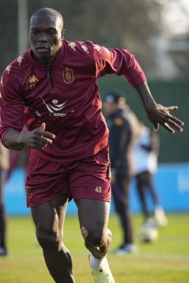 "Neftchi" Held Their Last Training Before the "Qarabagh" Derby