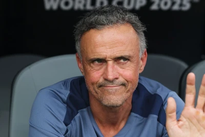 Enrike "Liverpul"la oyun öncəsi: "Müasir futbolda hesab beş dəqiqəyə dəyişə bilər"