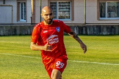 "Kəpəz" "Turan Tovuz"un yarımmüdafiəçisi Veysəl Rzayevlə anlaşıb