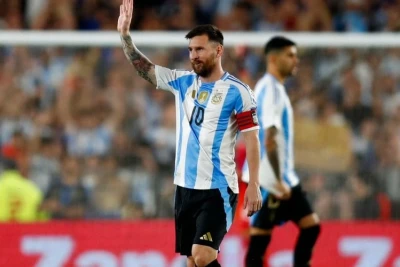 Lionel Messi: "Millidə son matçlarıma çıxdığımı bilirəm"