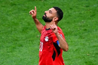 Məhəmməd Salah Misir yığmasının ən yaşlı qol vuran futbolçusu.olub