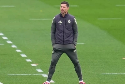 "Real" Xabi Alonsonun transfer xahişini rədd etdi