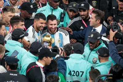 Luka Modriç Messi’nin milli karyerasını başa vurmasına təəssüfünü bildirir: “O, unikal futbolçudur”