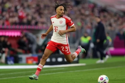 "Bavariya"nın futbolçusu zədələnərək sıradan çıxıb