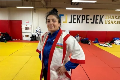 Bişkekdə dünya çempionu Gözəl Zutova özündən 50 kq ağır rəqibini məğlub etdi