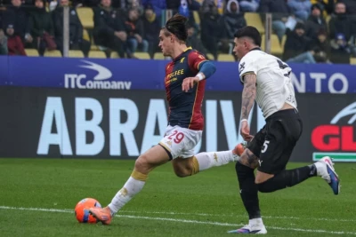 "Parma" və "Genoa" qolsuz heç-heçə etdi