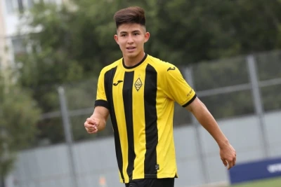 16 yaşlı qazaxıstanlı “Çelsi”yə transfer oldu