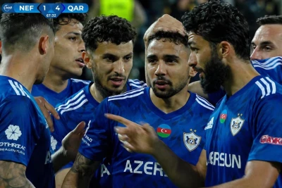 Azərbaycan Premyer Liqası: “Qarabağ” dördüncü topu “Neftçi”nin qapısından keçirdi - CANLI