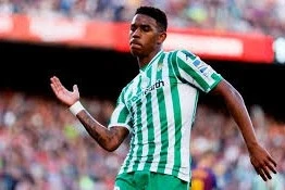 "Betis" "Lids"in sabiq m&uuml;dafiə&ccedil;isi Junior Firpo ilə m&uuml;qavilə imzalayıb
